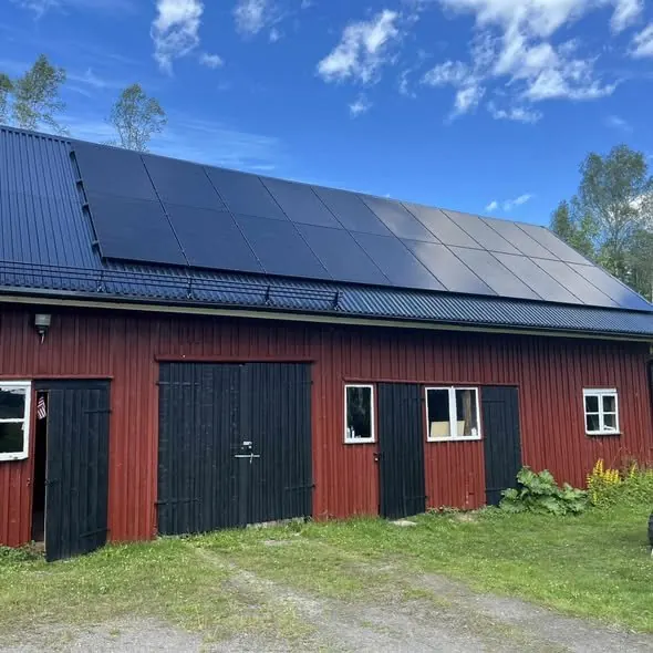 Solcellsinstallation på lantbruk i Sunnemo, Värmland